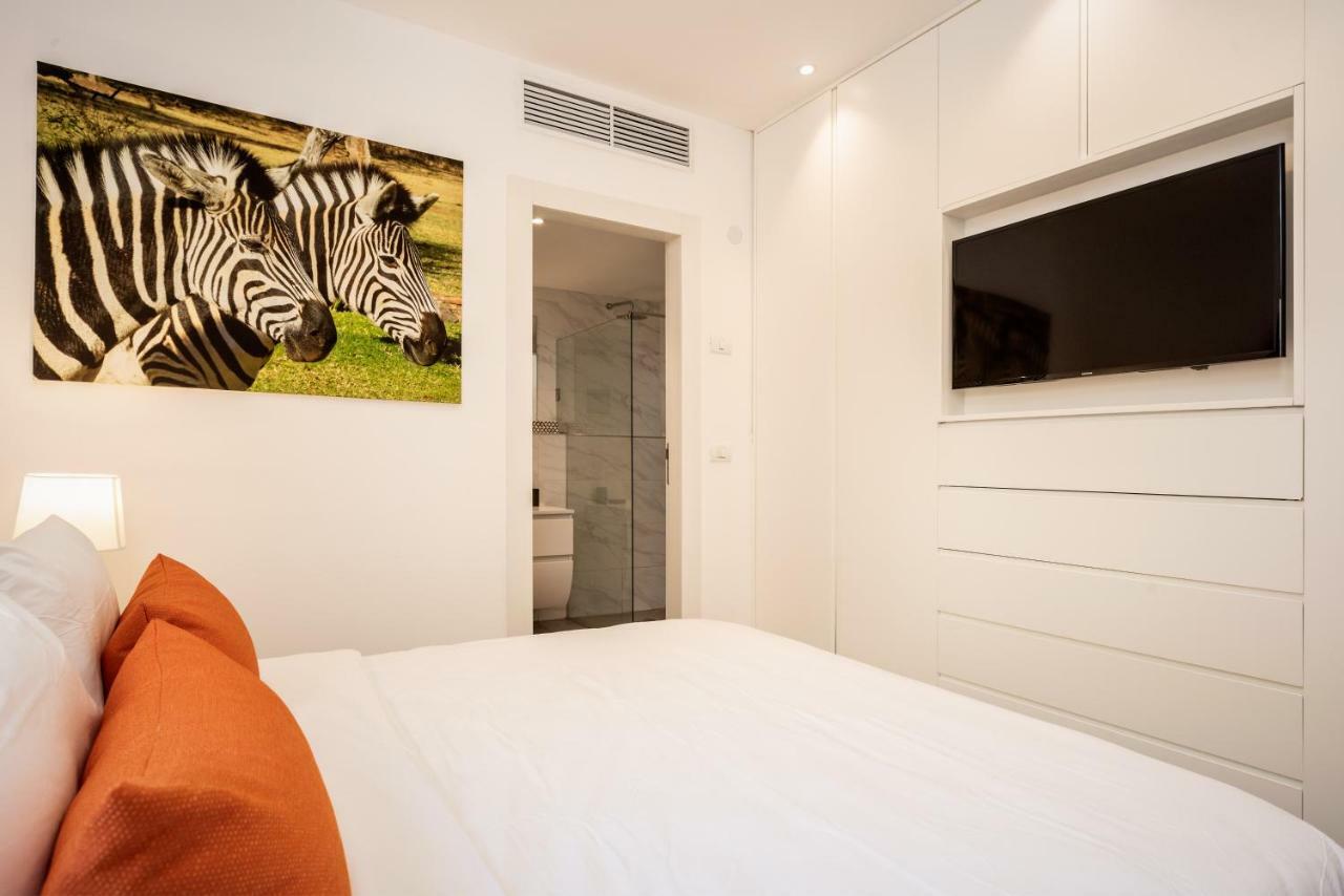 Duplex With Sea View Terrace Above The Flea Market Tel Aviv Ngoại thất bức ảnh